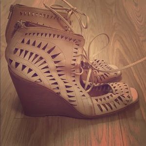 Jeffrey Campbell Rodillo Wedges